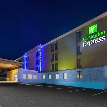 Holiday Inn Express Fairfax-Arlington Boulevard By Ihg Kültér fotó