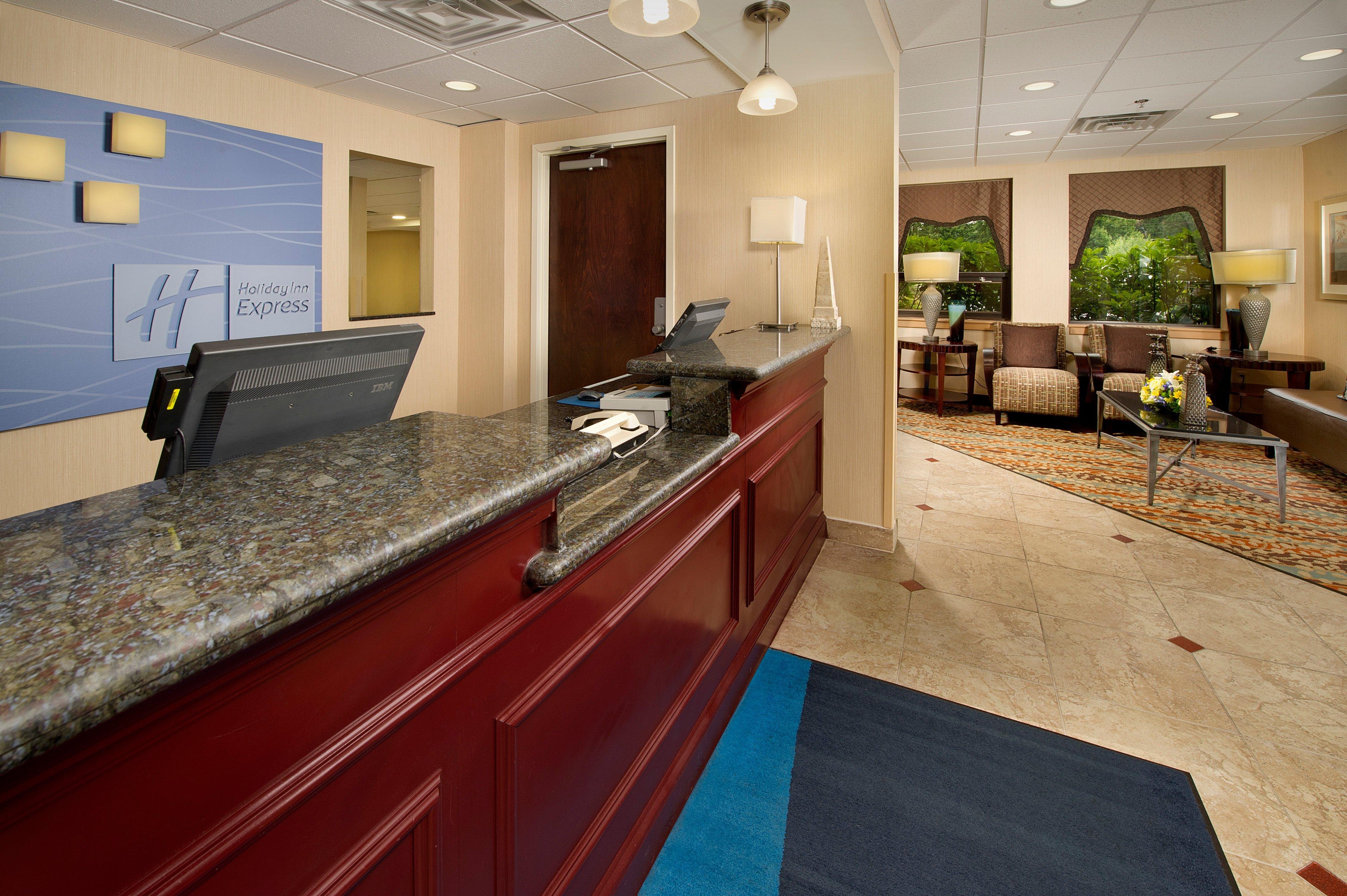 Holiday Inn Express Fairfax-Arlington Boulevard By Ihg Kültér fotó
